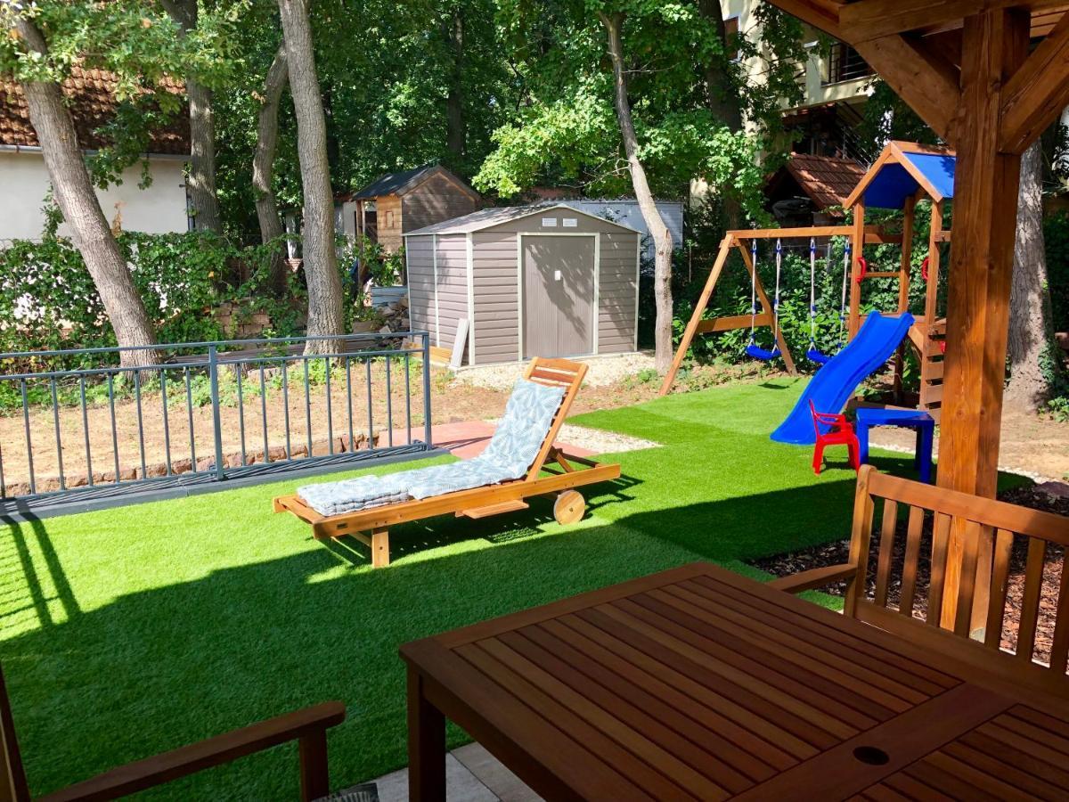 Balaton Wellness Tom Cat Nyaralo 1 Wellness Es 1 Gyermekbarat Apartmannal Kovagoors Esterno foto