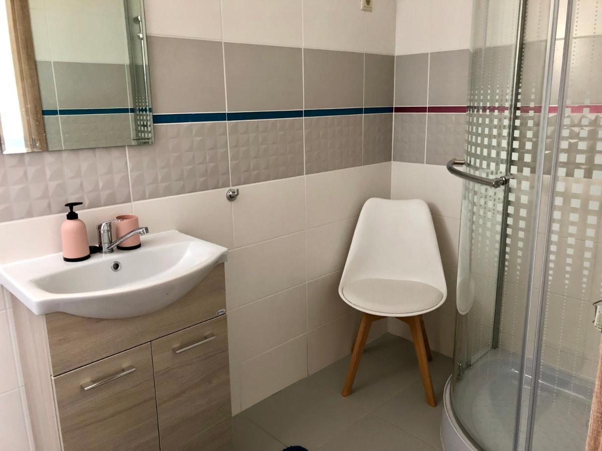 Balaton Wellness Tom Cat Nyaralo 1 Wellness Es 1 Gyermekbarat Apartmannal Kovagoors Esterno foto