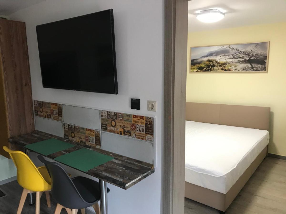 Balaton Wellness Tom Cat Nyaralo 1 Wellness Es 1 Gyermekbarat Apartmannal Kovagoors Esterno foto