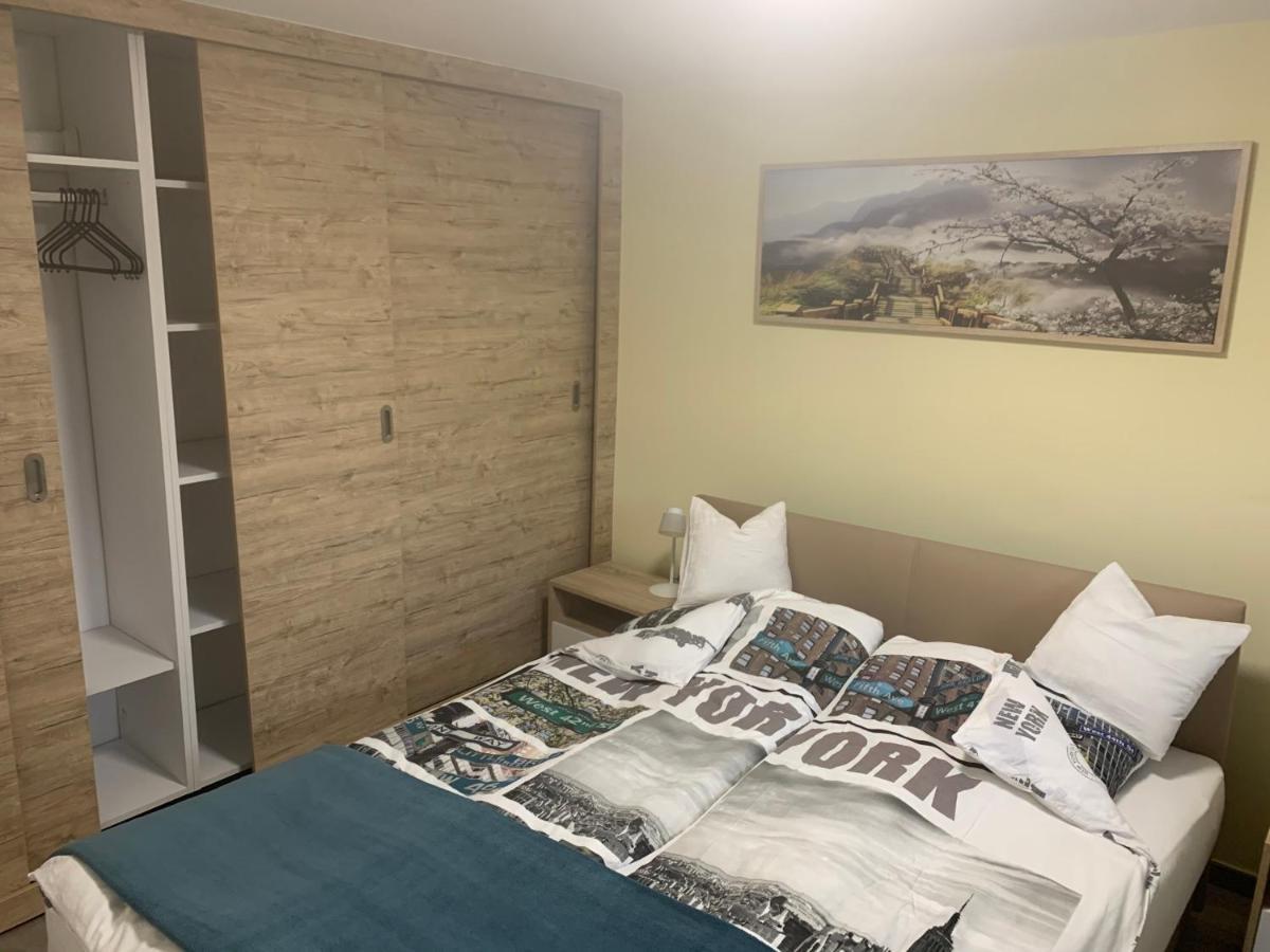 Balaton Wellness Tom Cat Nyaralo 1 Wellness Es 1 Gyermekbarat Apartmannal Kovagoors Esterno foto